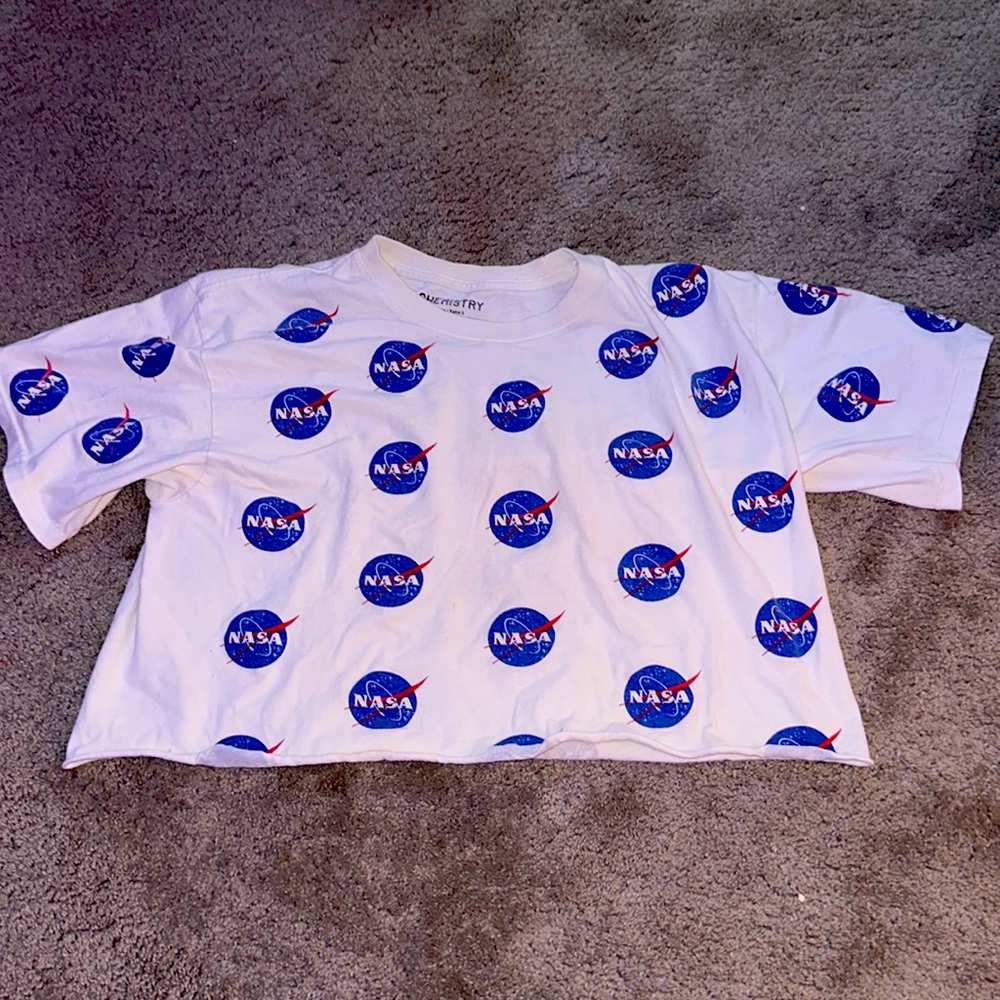 NASA cropped t-shirt